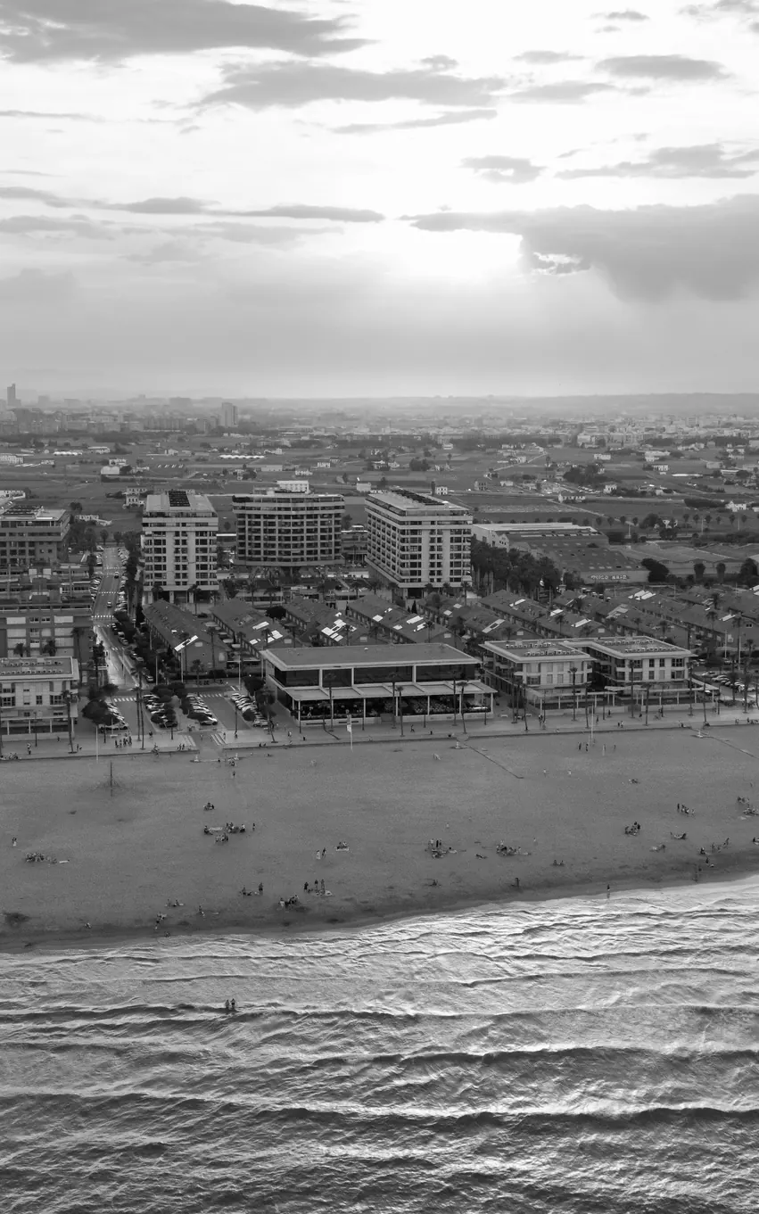 Vista aérea con dron de la playa
